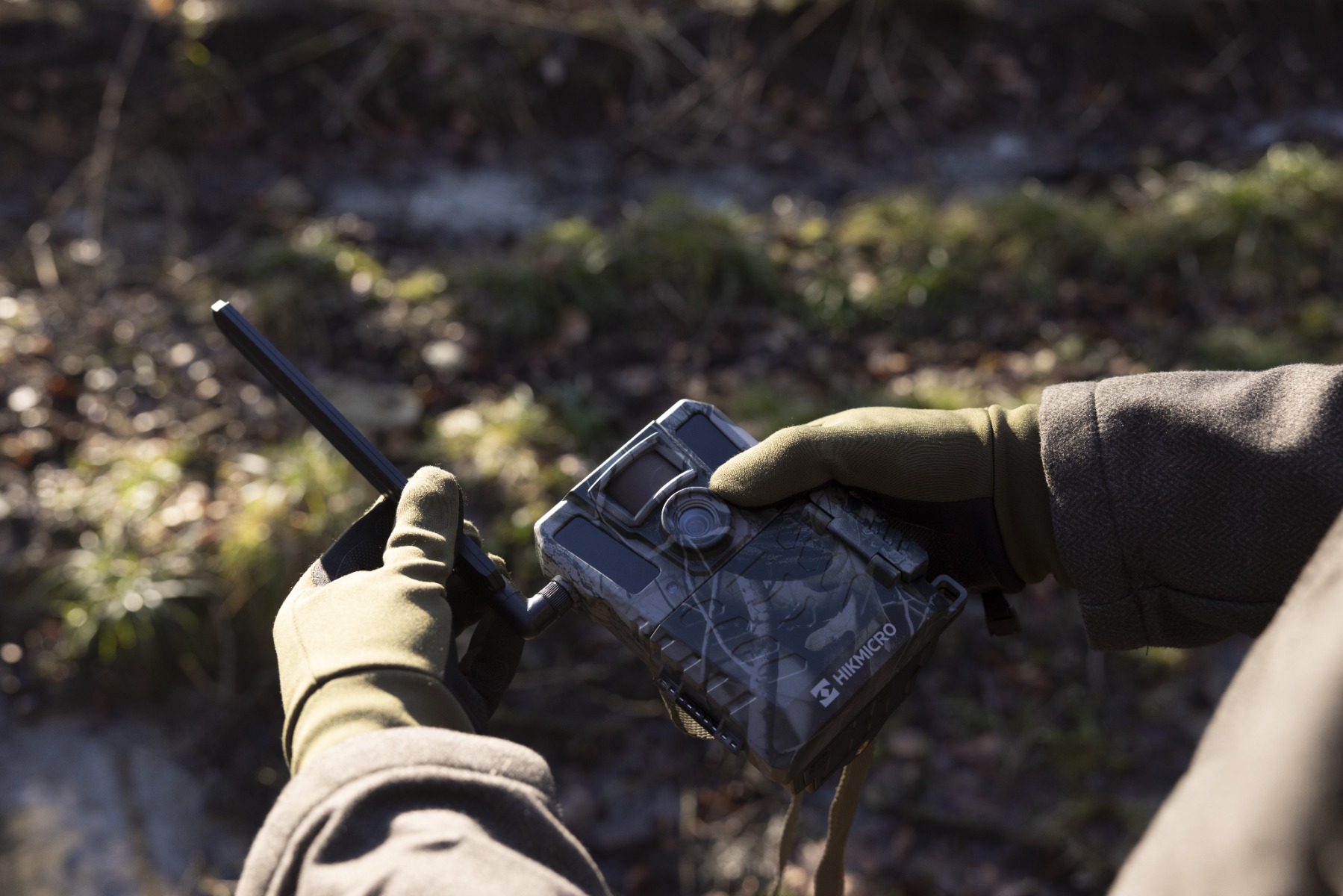 WIN A BUNDLE: HIKMICRO Falcon FQ50 2.0 Hand Held Thermal Imager Monocular + 2x HIKMICRO M15 4G Trail Cameras