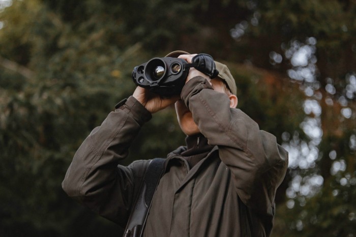 WIN A: HIKMICRO Raptor RQ50L 640x512 12um 20mK 50mm F0.9 Thermal Fusion Optical IR LRF Binocular OR £2000 Store Credit