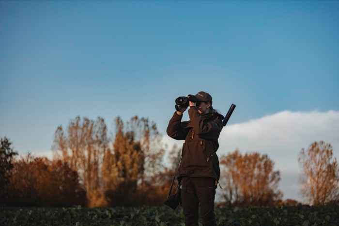 WIN A: HIKMICRO Raptor RQ50L 640x512 12um 20mK 50mm F0.9 Thermal Fusion Optical IR LRF Binocular OR £2000 Store Credit