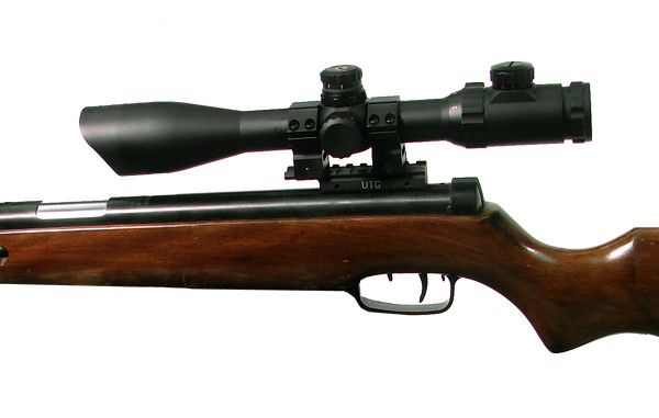 UTG Low Profile Airgun/.22 to Picatinny/Weaver Rail Adaptor