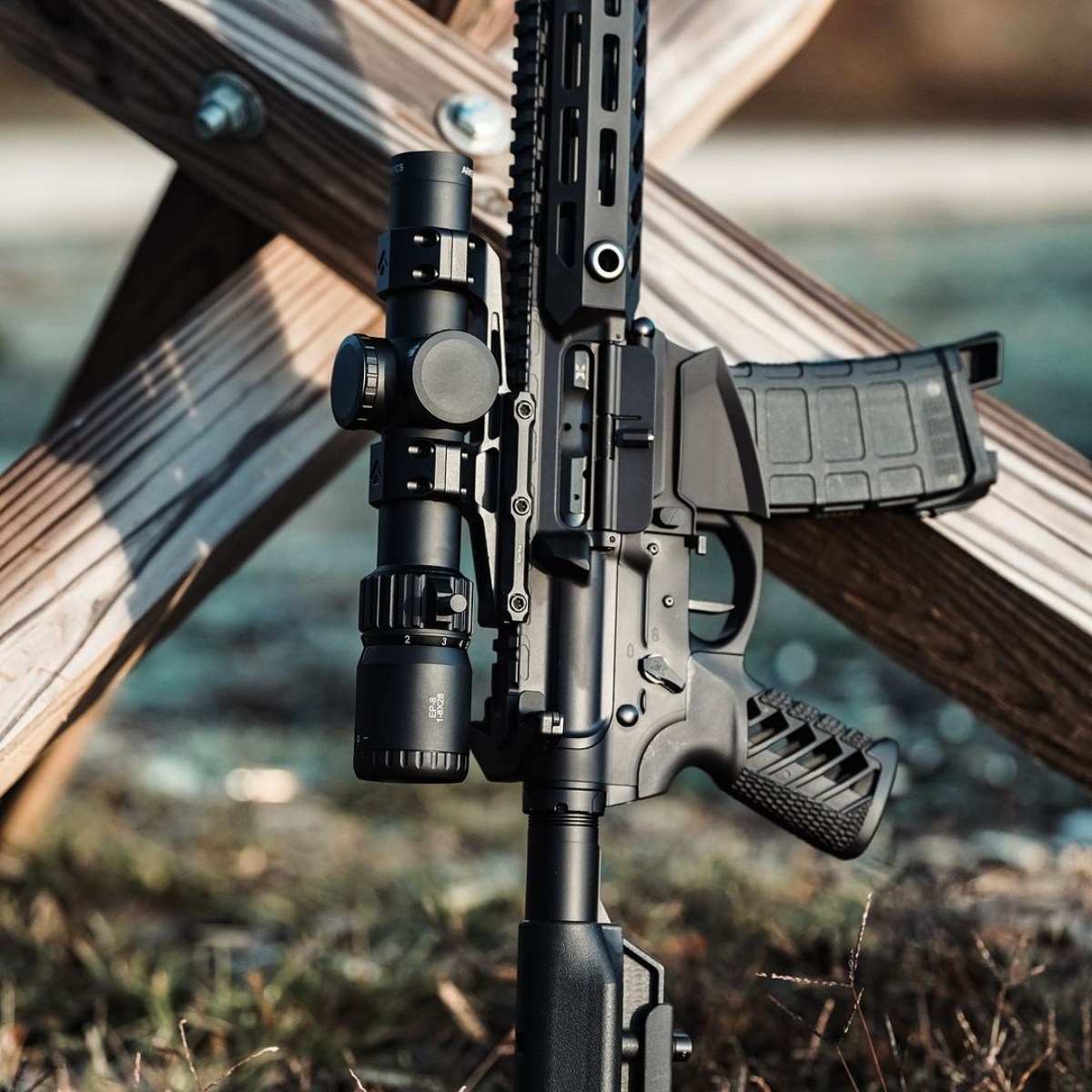 WIN A LOW ODDS: Arken Optics EP8 1-8x28 LPVO FFP KL BOX Illuminated Rifle Scope