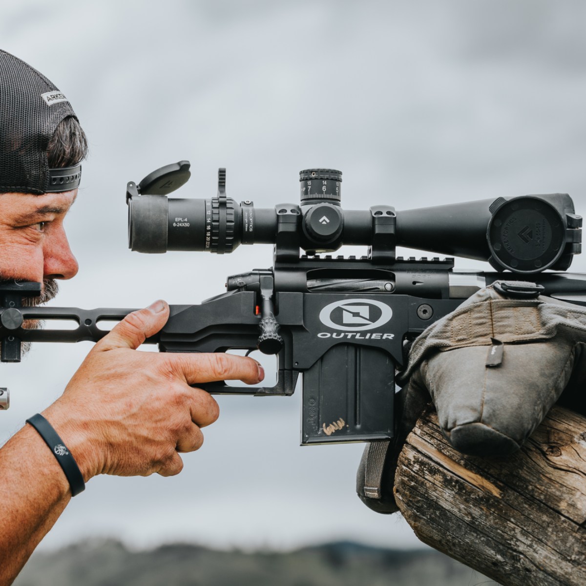WIN A: Arken Optics EPL4 6-24x50 FFP VPR MIL Illuminated 30mm Rifle Scope
