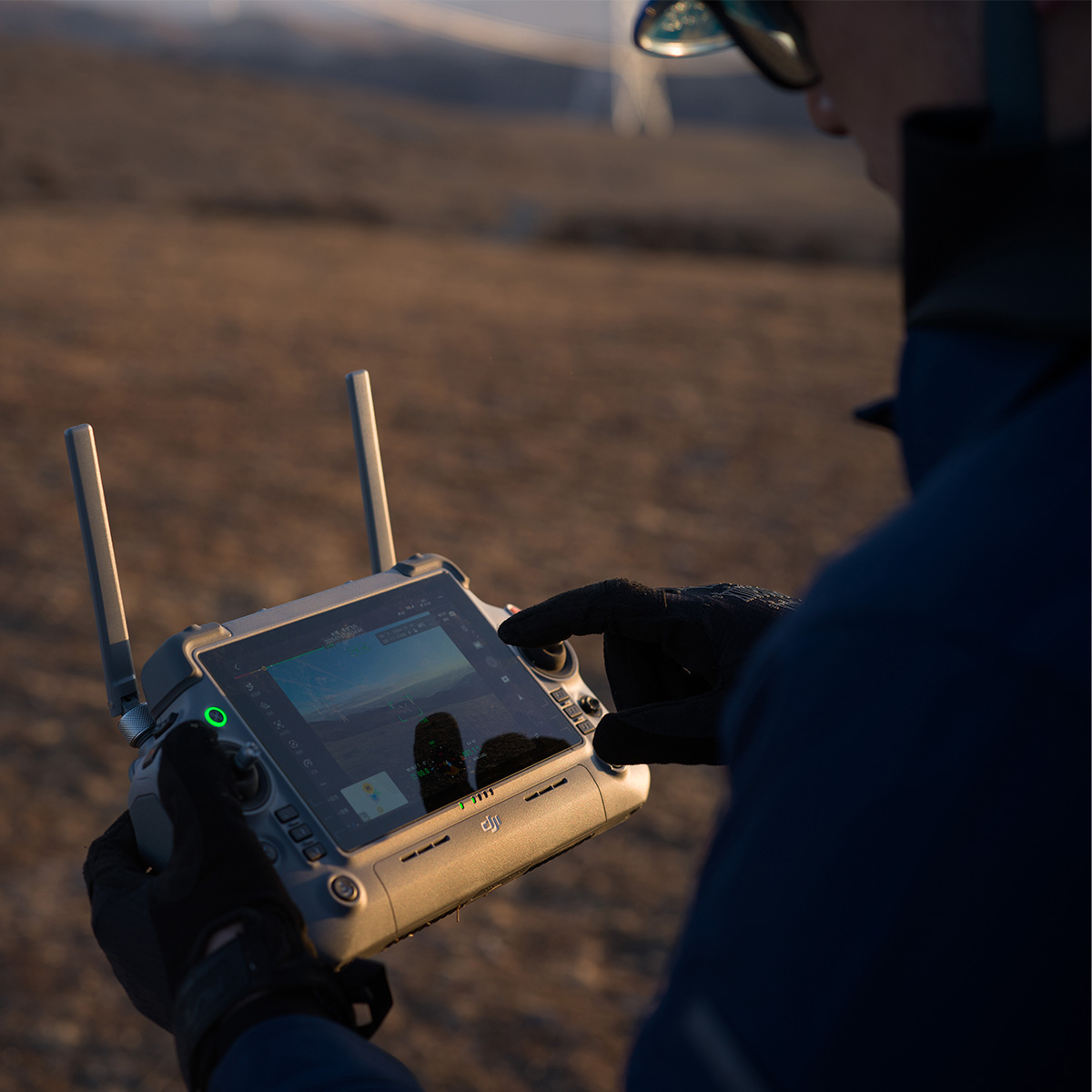 DJI Matrice 4TD Thermal Drone Ready to Fly Package– *Including battery* 