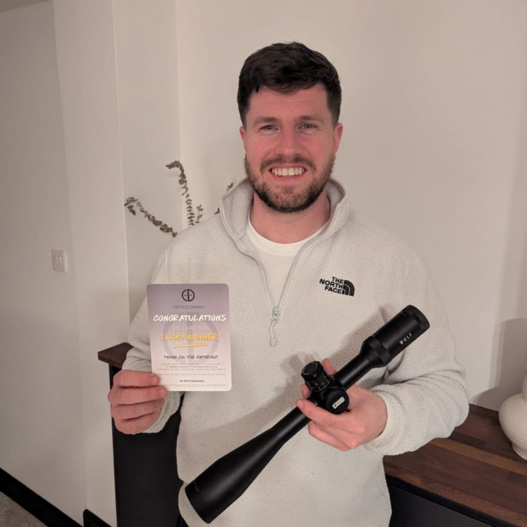 WIN A: WULF Lightning 7-25x44 SFP Non-Illuminated 0.1MRAD Rifle Scope