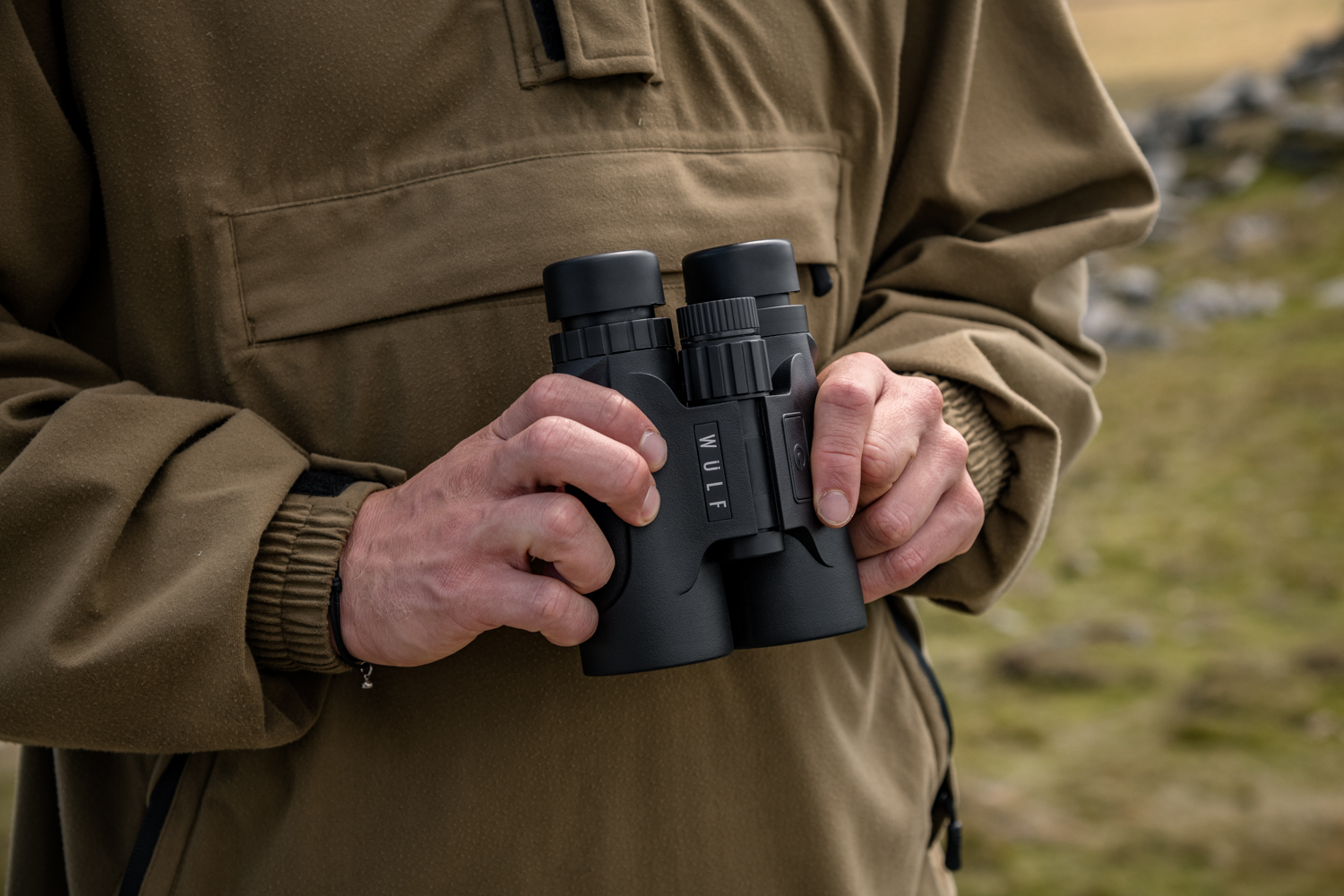 WIN A: WULF Avenger 8x42 1200m Laser Rangefinding Binocular
