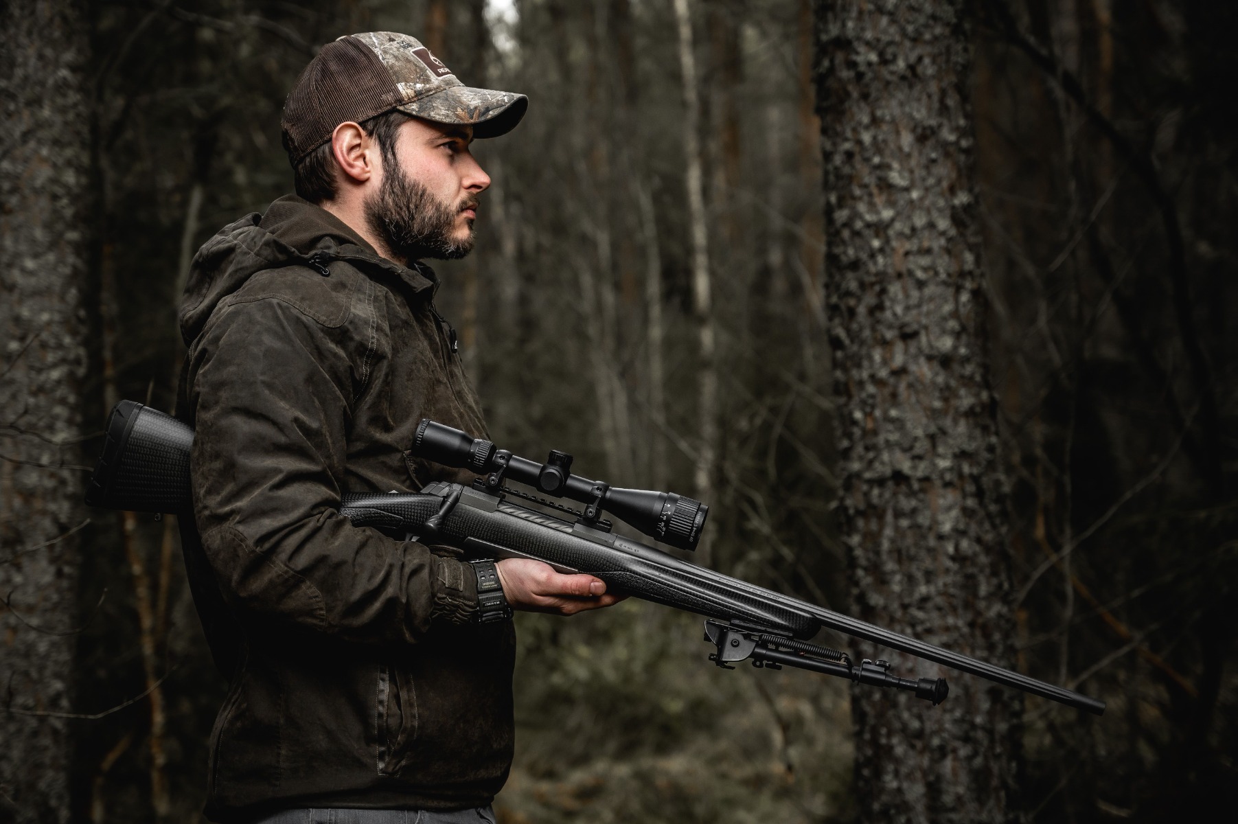 WIN A: WULF Fireball 2-7x32 SFP Adjustable Objective 5 Yards Minimum Half Mil-Dot Reticle 0.1 MRAD Clicks Rifle Scope + Dovetail Mounts