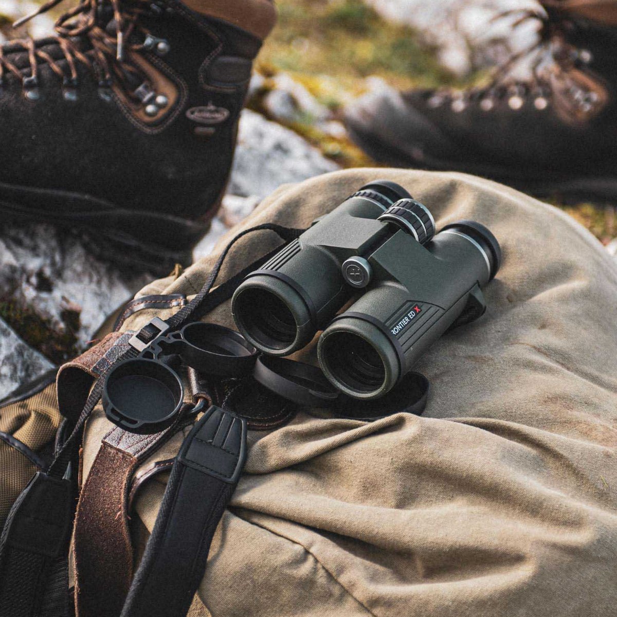 Hawke Frontier ED X 10x42 Binocular Green