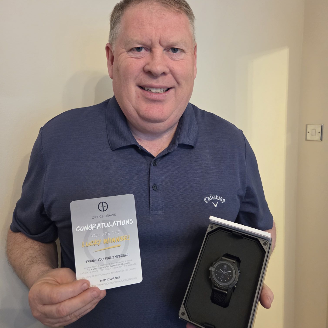 WIN A: Beretta Marq Carbon Garmin 500 Years Anniversary Watch - Limited to just 500 Worldwide