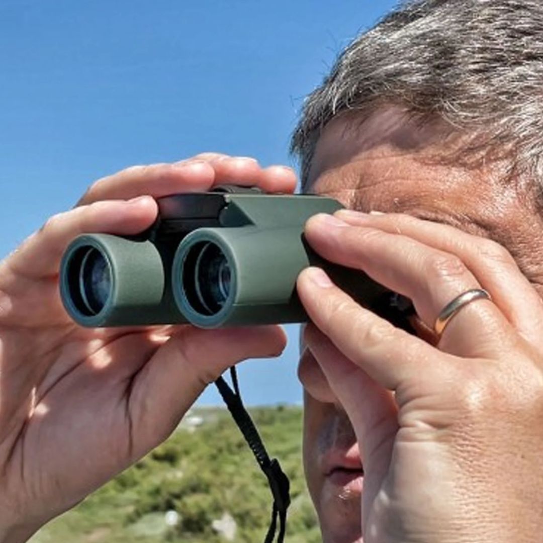 Kowa SV II 8x25 Compact Pocket Binoculars