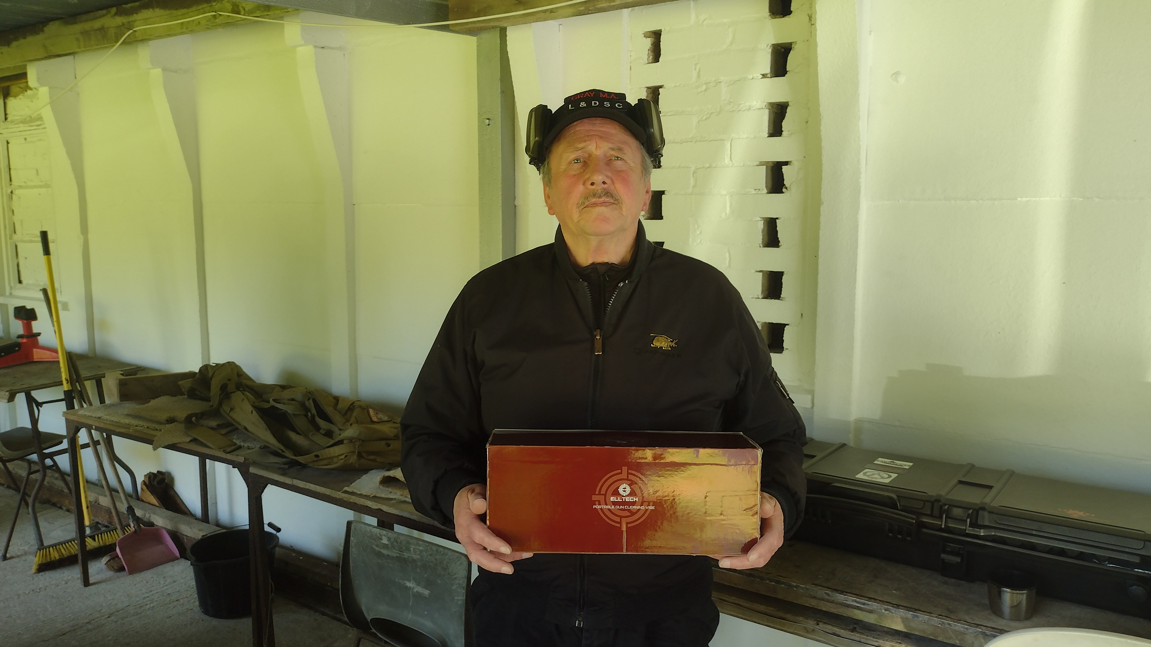 WIN A: ELLTECH Portable Gun Cleaning Vise #322