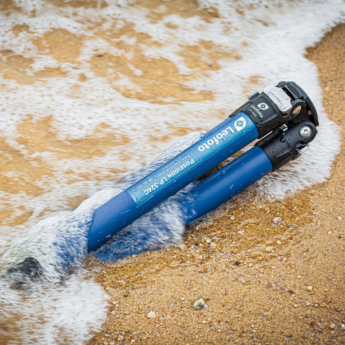 Leofoto Poseidon All Blue LP-324C 10 Layer Carbon Water, Sand and Dust proof Corrosion Resistant Titanium Feet Tripod with LH-40 Blue Ball Head