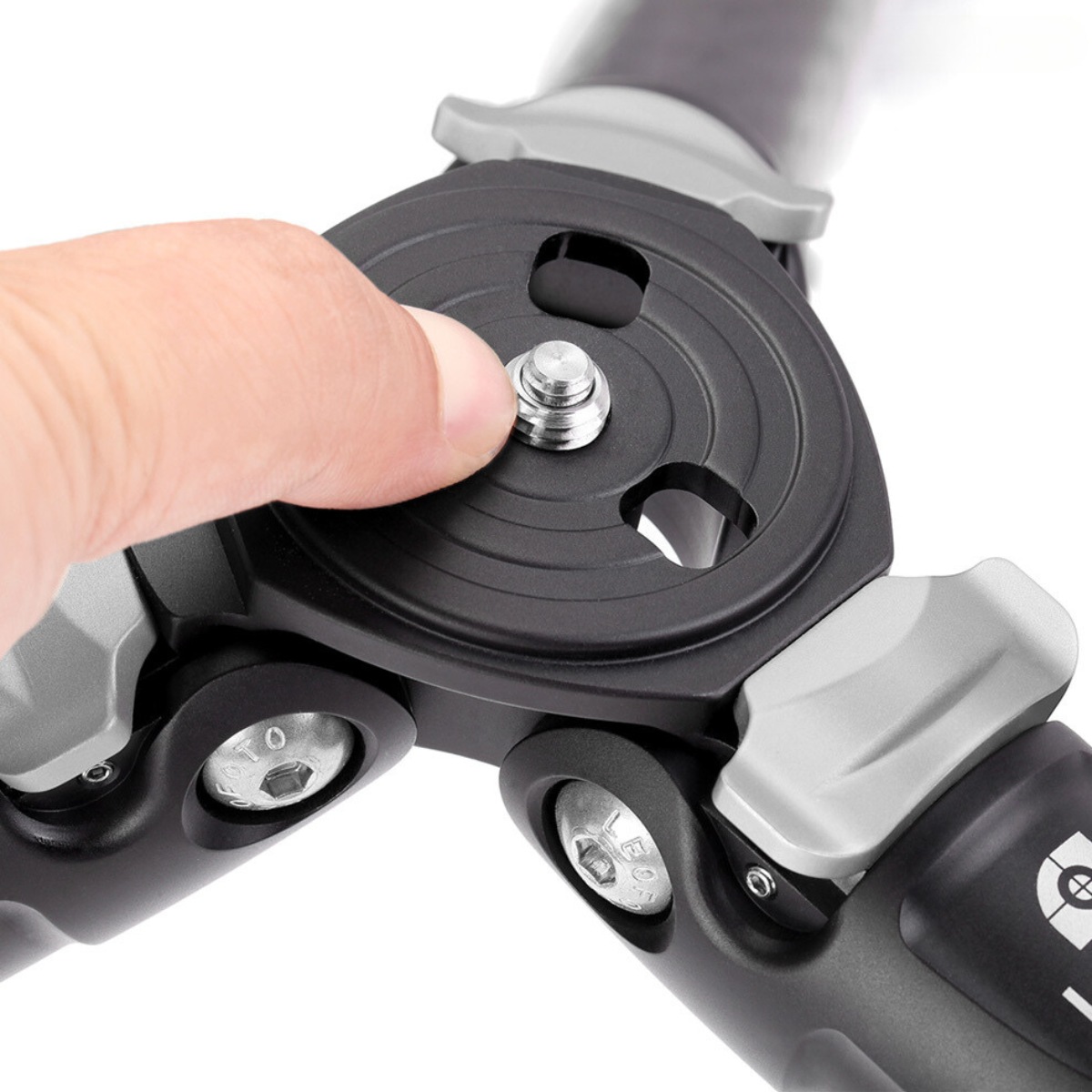 Leofoto Ranger LS-223C 10x Layer Carbon Fiber Mini Compact Tripod with EB-36 Low Profile Dual Panorama Ballhead