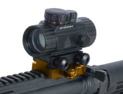 UTG 5-Slot Medium Profile QD Lever Mount Adapter and Riser