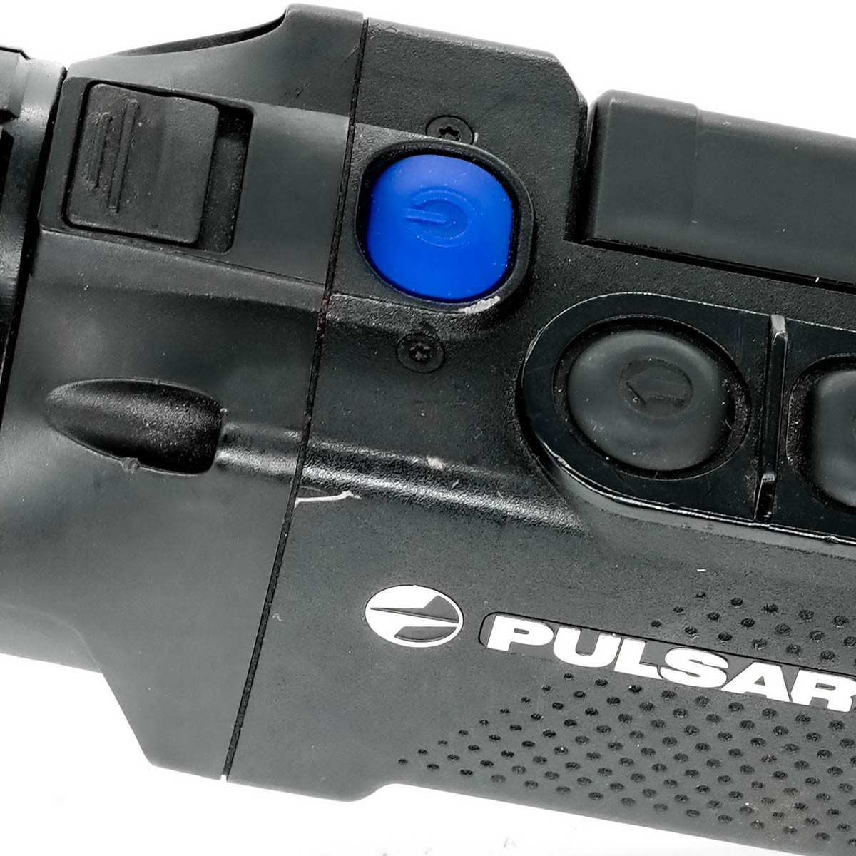 Pre-Owned Pulsar Helion 2 XP50 Pro 640x480 17µm <25 mK Hand Held Thermal Imaging Monocular - PO2595