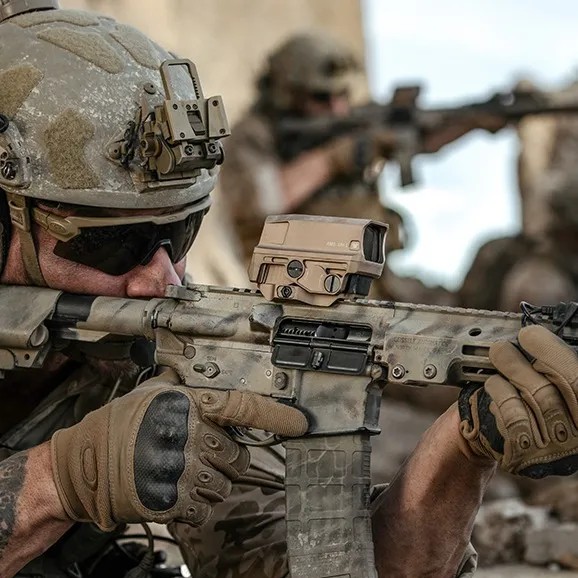 Vortex Razor AMG UH-1 GEN II Holographic Sight - Tan