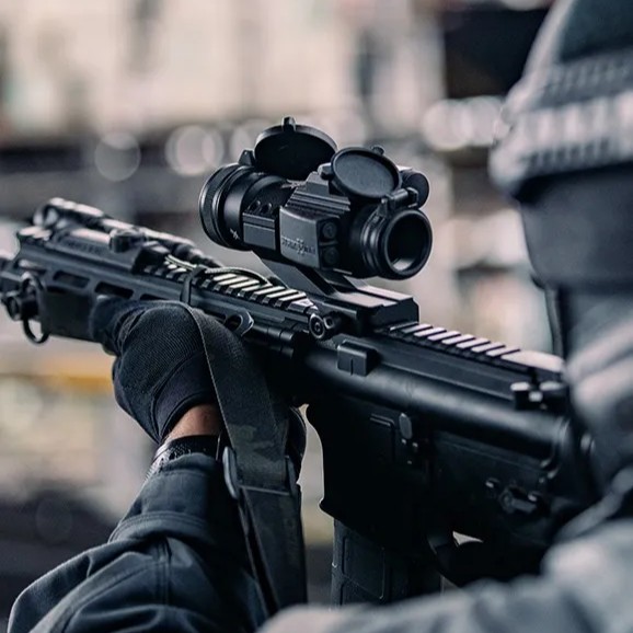 Vortex StrikeFire II Red Dot 4 MOA Bright Red Dot
