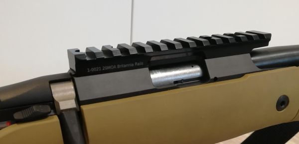 Example picatinny base rail